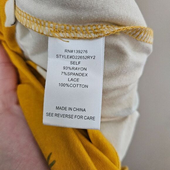 Floral Sleeveless Top - Mustard - Picture 7 of 9